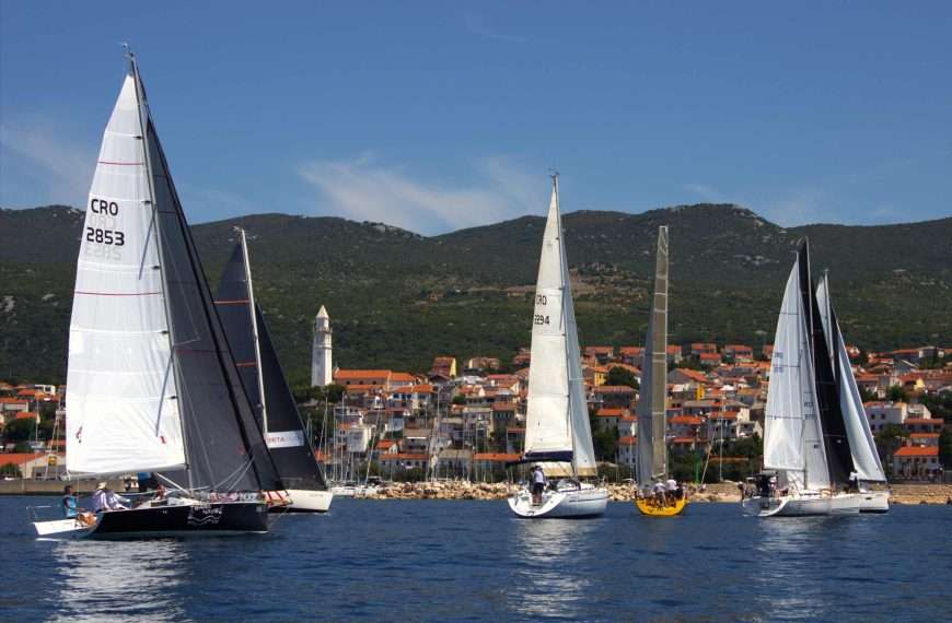 POD LJETNIM NEBOM NOVOG VINODOLSKOG