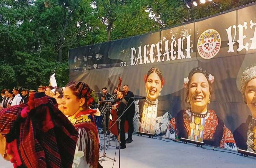 Oduševila punoća programa 59. Đakovačkih vezova