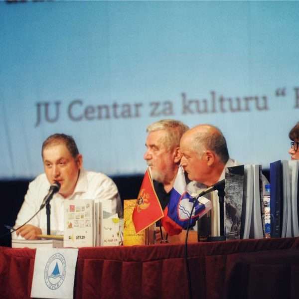 SVEČANO OTVORENI 25. DANI BOROVNICE U PLAVU