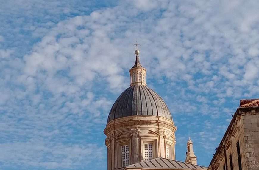 Ciklus OBLACI Tea Trostmanna