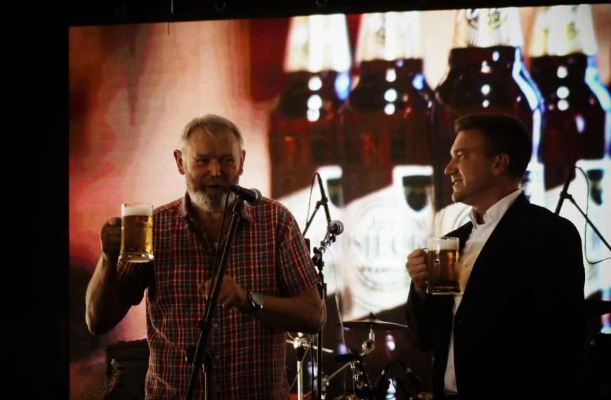 U Osijeku su pred brojnim uzvanicima otvoreni Dani prvog hrvatskog piva