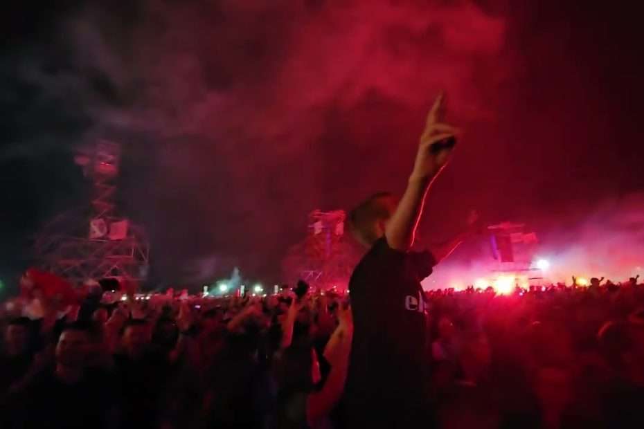 Na koncertu Marka Perkovića Thompsona u Sinju stotine tisuća ljudi foto YouTube snimka zaslona