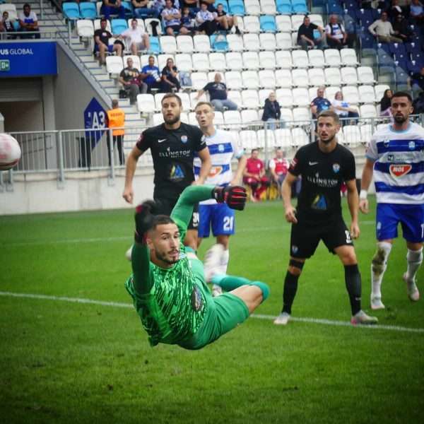 Nogometaši Osijeka su na Opus Areni potopili Vukovar 1991, gosti su poraženi rezultatom 4:0