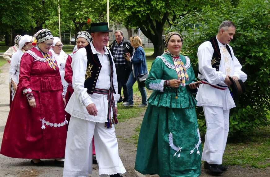 Cure, snaše i momci iz Slavonije – Zavičajno ruvo Osijek 2025.