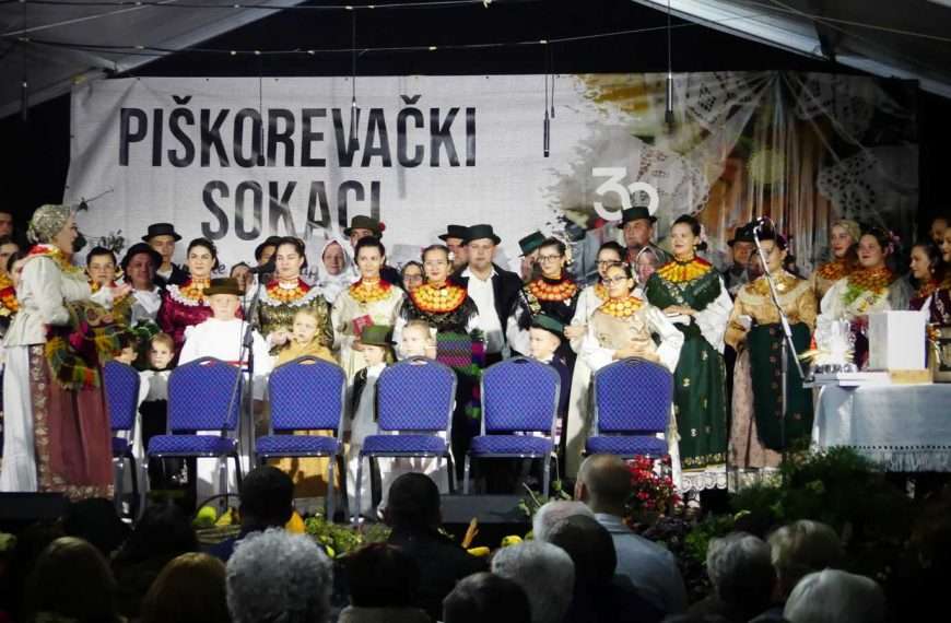 FOTO/VIDEO U Piškorevcima održana jubilarna, 30. manifestacija “Piškorevački sokaci”