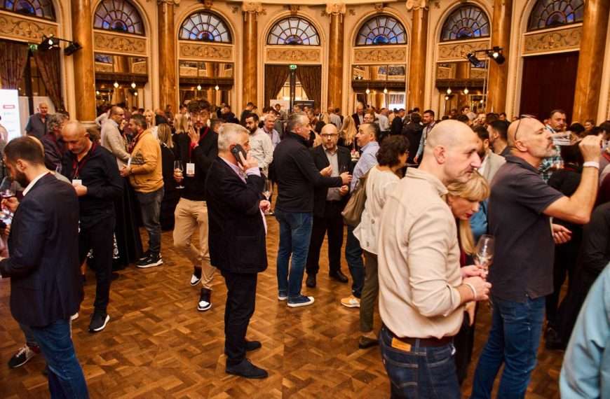 DALMATINSKE VINSKE IKONE ZAGREBU