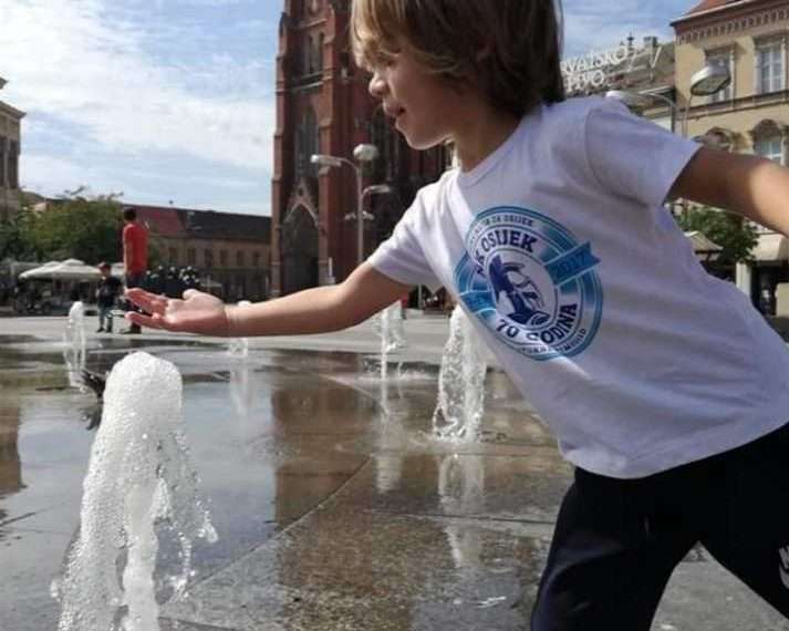 NK Osijek upao u gubitničku kolotečinu, krizu vodstva ili nepromišljenih ambicija?