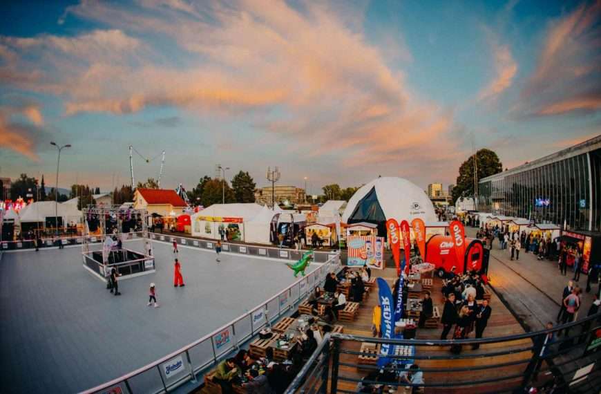 Dron show otvorio Oktobeer Fest! Nebo nad gradom bilo audio vizualni spektakl!