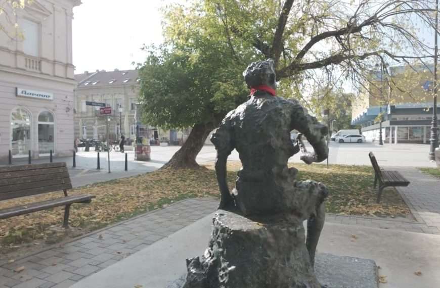 Slavonski Brod obilježio Dan kravate