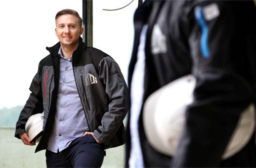 Treba li neboder Vjesnika rušiti ili obnavljati?