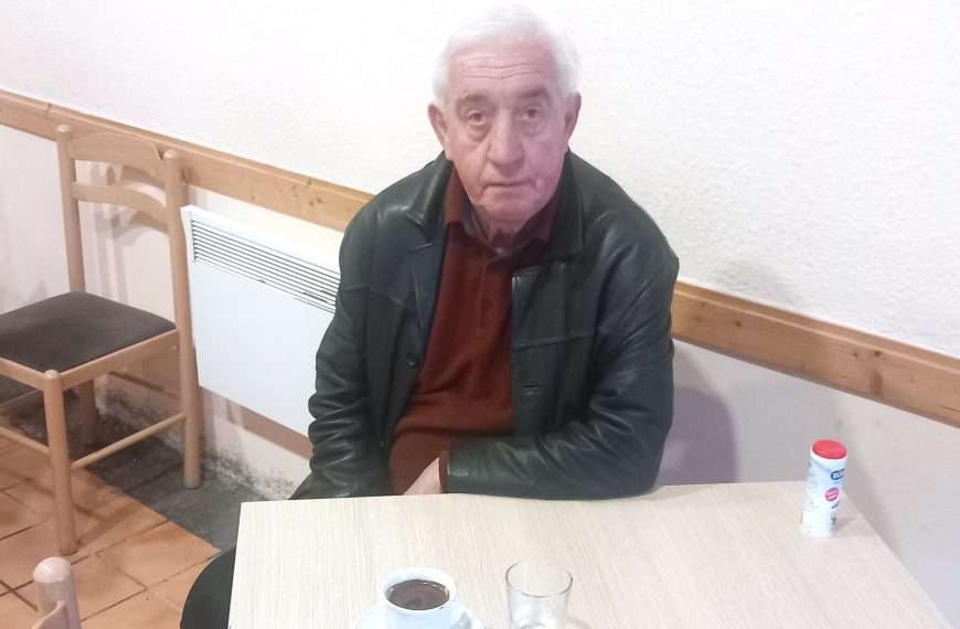 POD JESENJIM KROŠNJAMA CETINJA – PAJO KADIĆ