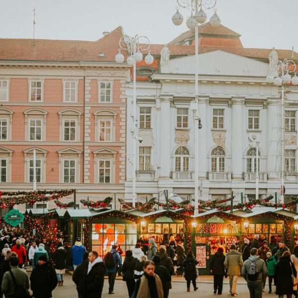 Baš Naš vodič kroz Advent na glavnom trgu