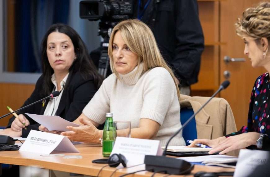 NELA VEŠOVIĆ-DUBAK, PROFESIONALNI INTEGRITET U SLUŽBI PRIRODE