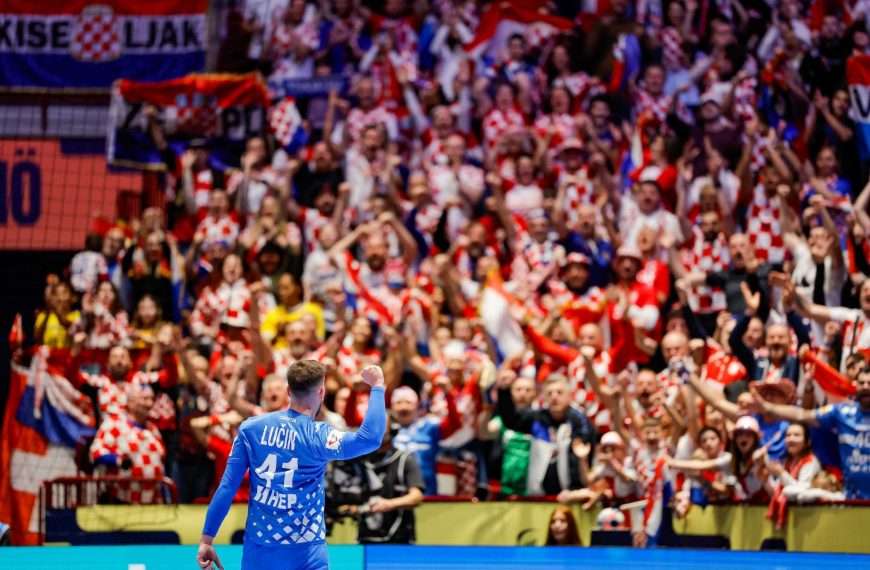 Ovdje nitko nije normalan,.. Hrvatska u POLUFINALU Europskog prvenstva!