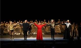 Prva riječka “Ivana Orleanska” ispraćena ovacijama