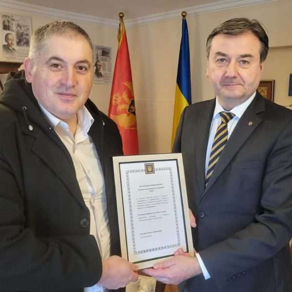 ORDEN UVIJEK PRONAĐE PUT DO SVOG HEROJA, UKRAJINA ODALA PRIZNANJE BOŽIDARU PROROČIĆU