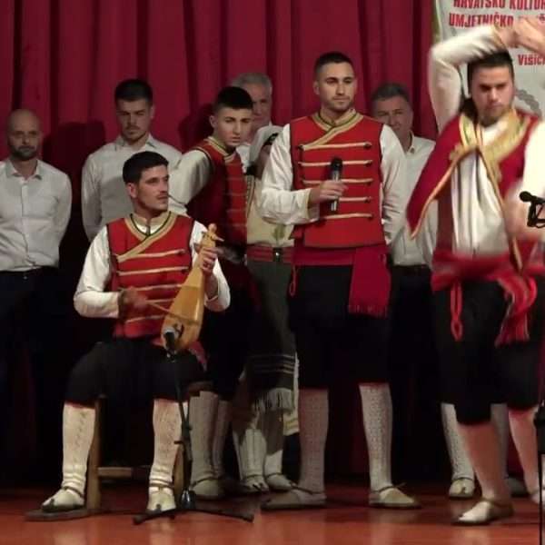 O prvom susretu Mustapića u Hutovu 2011. godine
