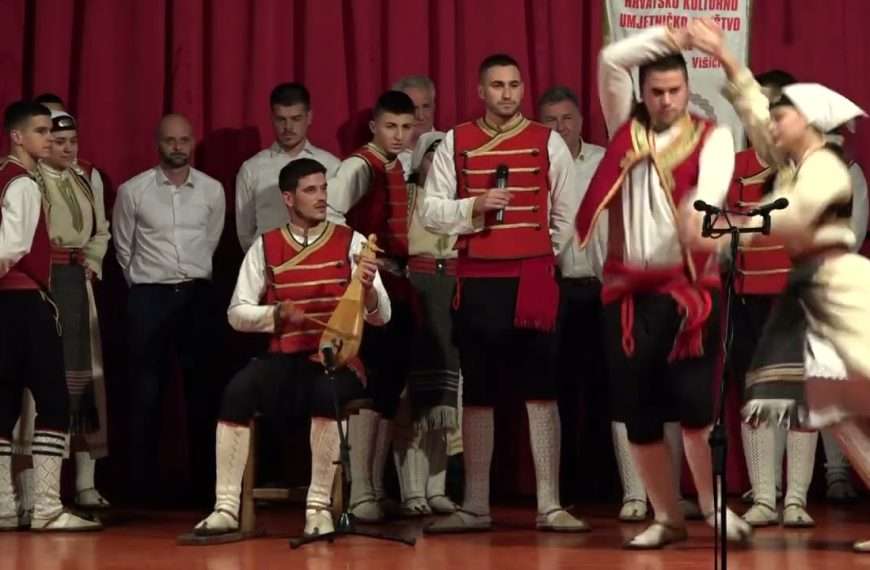 O prvom susretu Mustapića u Hutovu 2011. godine