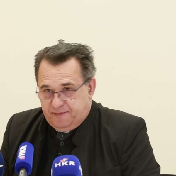 Predstavljena Izjava Komisije HBK-a Iustitia et pax o surogat majčinstvu
