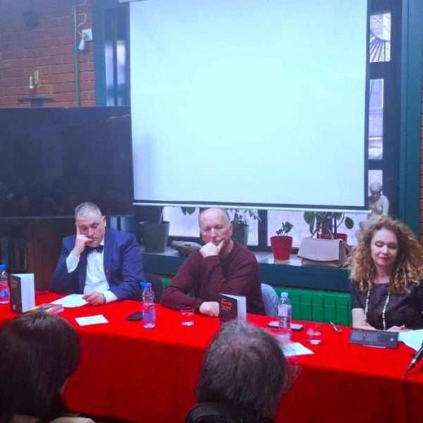 KADA KNJIGA POČNE DA ŽIVI, CETINJE U DIJALOGU S ROMANOM “NAKON TAČKE”