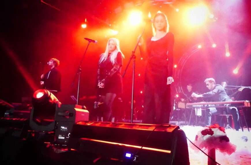 Jakov Jozinović uspješno nastavlja svoju prvu veliku regionalnu turneju pod nazivom “Ja za čuda letim”