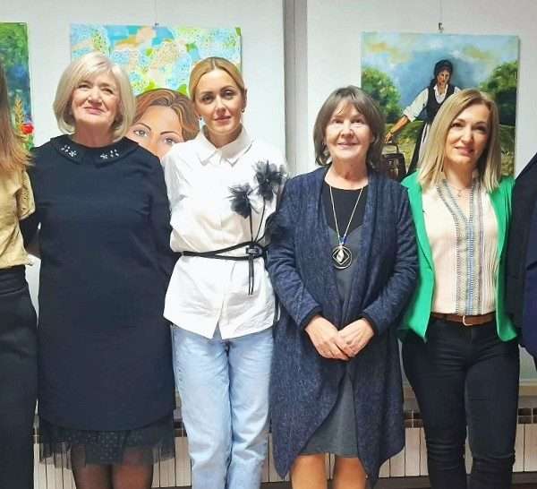Moslavački štrk: TIŠINA OSMIJEHA I SVILE