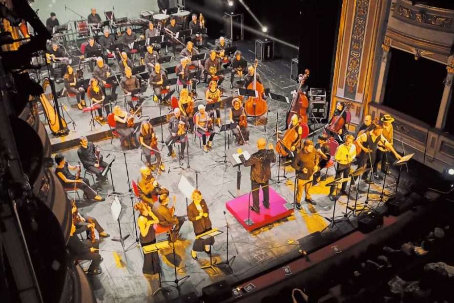 Bili smo na premijeri koncerta POP ROCK RAPSODIJA u izvedbi solista i orkestra HNK-a u Osijeku