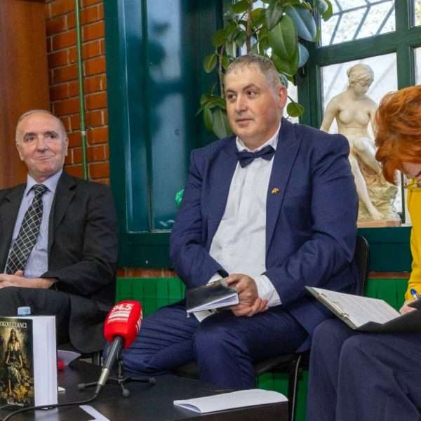 OKOVI I LANCI – POEZIJA OTPORA, SLOBODE I OBRANE IDENTITETA