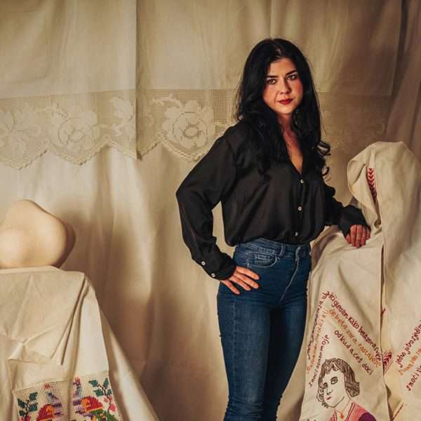 Letricija Linardić: Prisutne / The Present Ones, od 5. svibnja