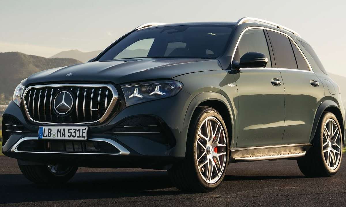 Vožnja: Mercedes-AMG GLE 53 HYBRID 4MATIC+ SUV Driving Scenes (2027)