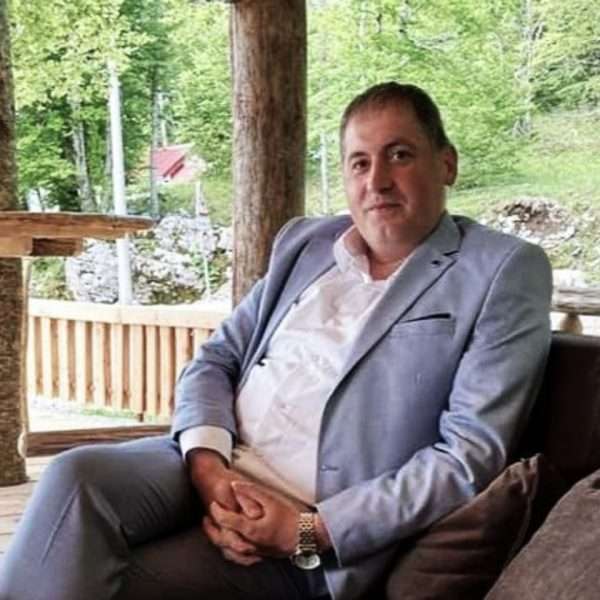 MAJSKA ZORA SLOBODE DVADESET GODINA NEZAVISNE, PONOSNE I NEPOKORENE CRNE GORE