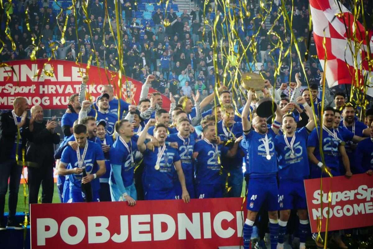 FOTO priču finala SuperSport Hrvatskog nogometnog kupa Dinamo – Rijeka donosi radišna ekipa Portala Akademija Art Zagreb