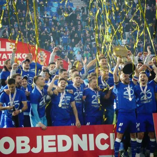 FOTO priču finala SuperSport Hrvatskog nogometnog kupa Dinamo – Rijeka donosi radišna ekipa Portala Akademija Art Zagreb