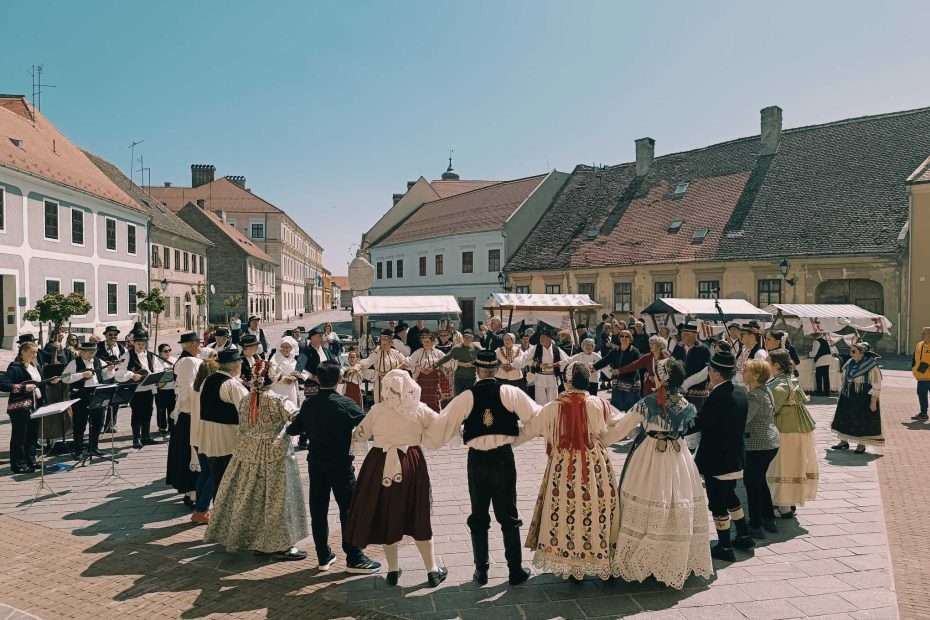 Kulturno umjetničko društvo Cret, pod pokroviteljstvom Općine Bizovac, organizira manifestaciju Proljeće u Cretu