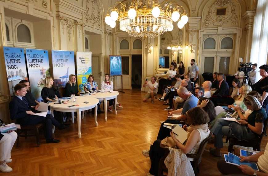 Predstavljen program ovogodišnjih Riječkih ljetnih noći