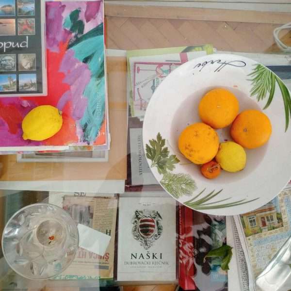Plodovi, ciklus fotografija Tea Trostomanna