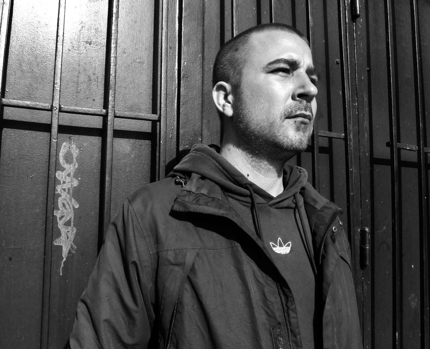Yakov objavio “Okno” EP – spoj UK bass senzibiliteta i dubstep energije