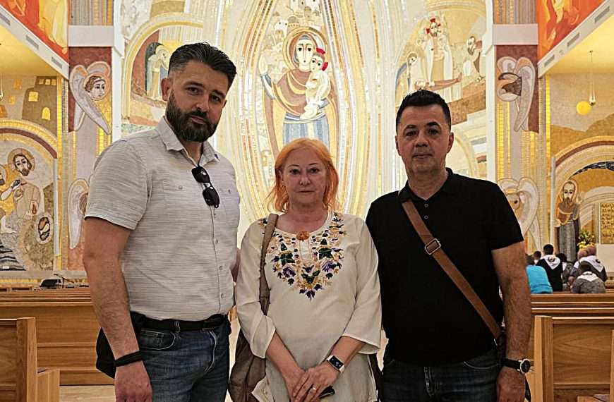 Željka Lovrenčić, Stanko Krnjić i Darko Juka – Susret hrvatskih književnika pod vrelinom mostarskog neba
