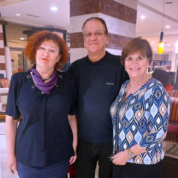 Na Međunarodnom festivalu poezije “Slavenski zagrljaj” gostovale Diana Burazer i Sonja Zubović