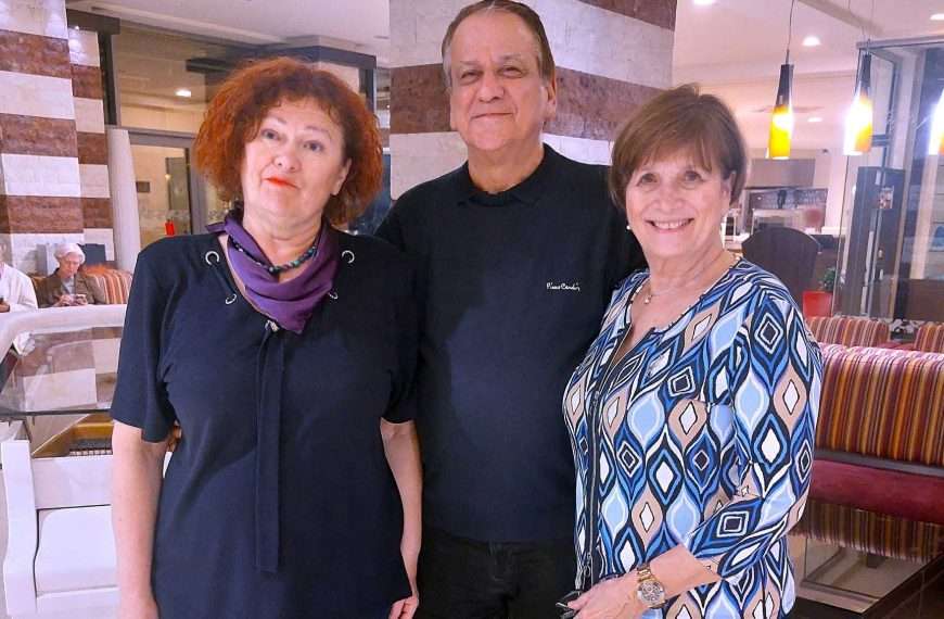 Na Međunarodnom festivalu poezije “Slavenski zagrljaj” gostovale Diana Burazer i Sonja Zubović