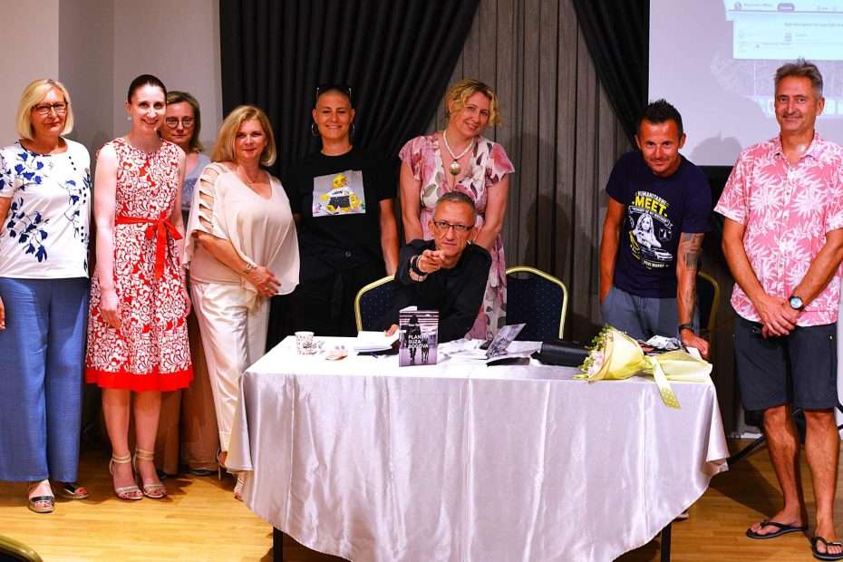 Zaprešić: Večer Don Dantea u znaku riječi, glazbe i humanosti za malu Nives / FOTO