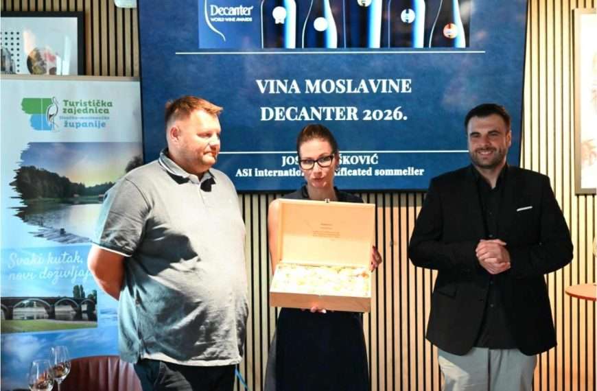 MOSLAVAČKI VINARi: NA DECANTERU OSVOJILI 20 MEDALJA