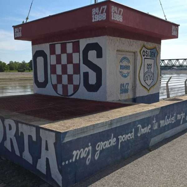 Šok u nadoknadi: ‘pametna lopta’ poništila gol Hrvatske
