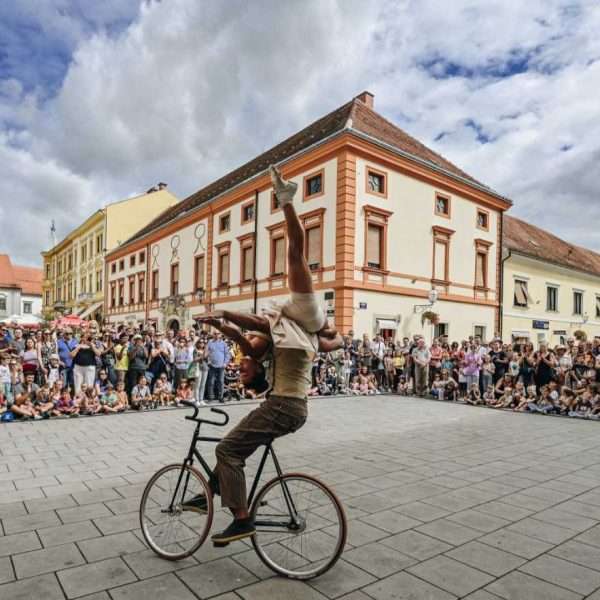 Ulice Varaždina osvajaju umjetnici iz desetak europskih zemalja