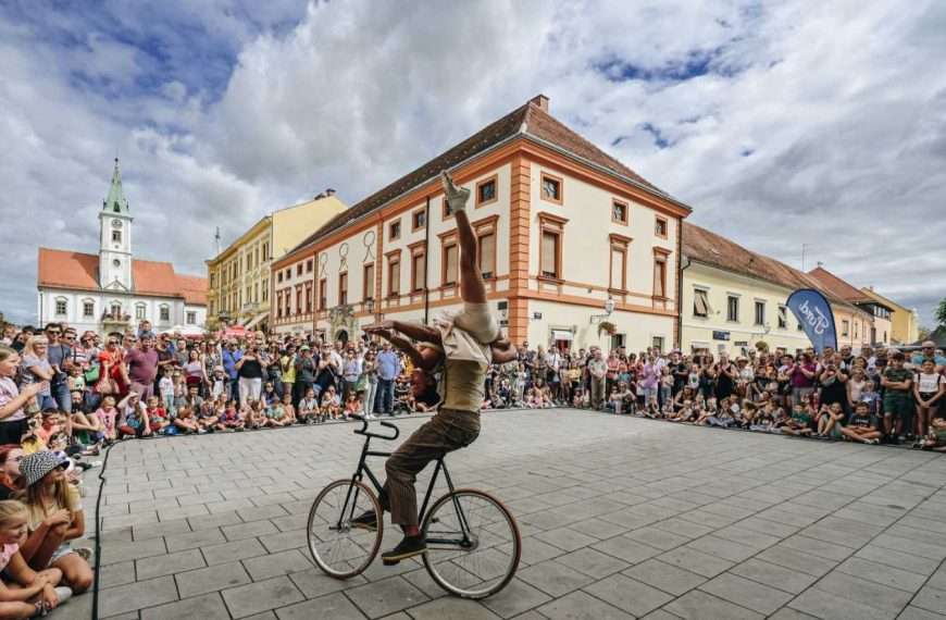Ulice Varaždina osvajaju umjetnici iz desetak europskih zemalja