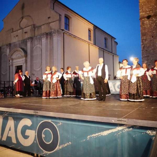 Umag zaplesao na Trgu slobode: uspješno održana manifestacija “Umago Balla – Umag pleše”