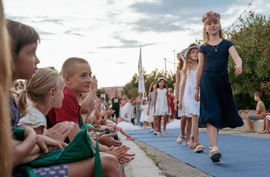 Novi Vinodolski: VEČER OKUSA, MODE I GLAZBE UZ MORE