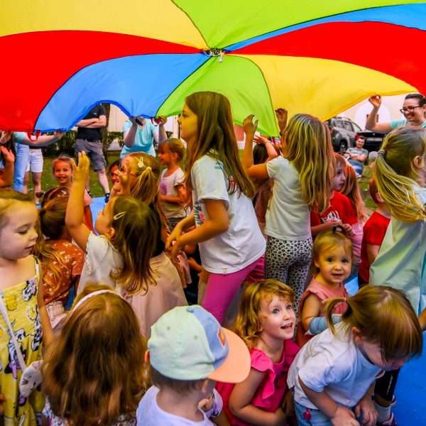 🎨 Špancirfest kroz oči malih umjetnika: Varaždin postaje najveće kreativno igralište!