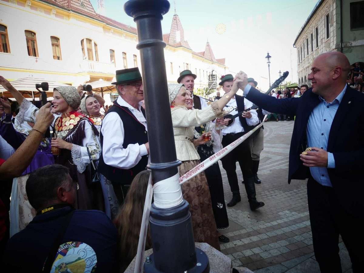akademija‑art zagreb na 61. vinkovačkim jesenima (6)
