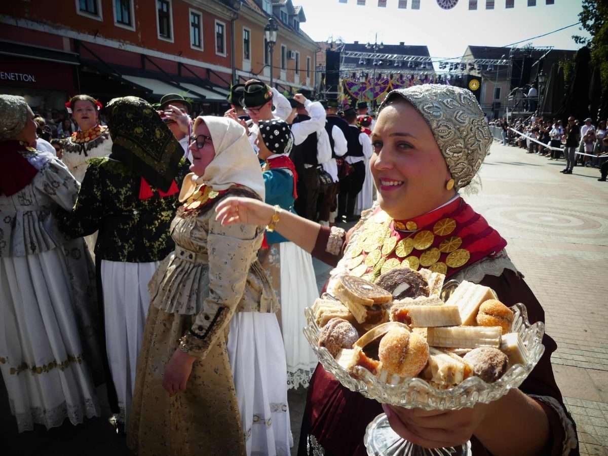 akademija‑art zagreb na 61. vinkovačkim jesenima (7)